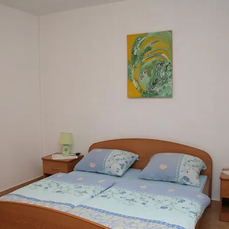 - Perna 4541a Apartament *