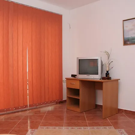 Apartament - Perna 4541a *