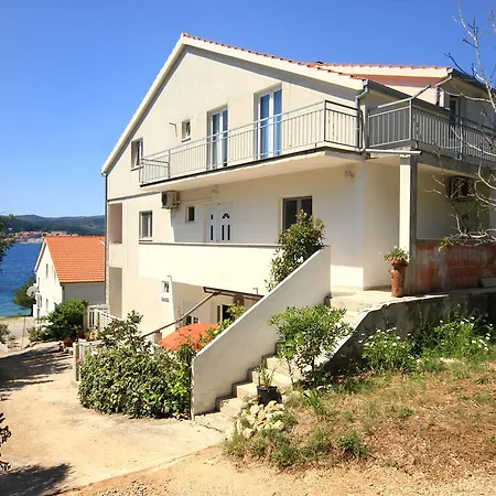 - Perna 4541a Apartament